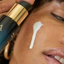 Algae + Zinc Sea Kale Sunscreen Serum -Beauty Essence Shop 0513 mara beauty3016