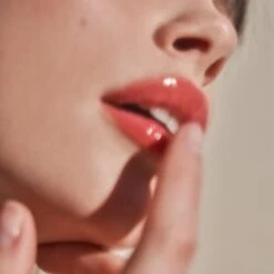 Algae + Moringa® Sea Silk Lip Balm -Beauty Essence Shop 1020 mara beauty9302