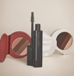 Refillable The Quadrant Eyeshadow Quad -Beauty Essence Shop 20 11 KW52854 aRGB High comp