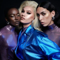 Extra/Ordinaire Skin Illuminator Full Spectrum Collection 30 Extra/Ordinaire Skin Illuminator Full Spectrum Collection -Beauty Essence Shop 27 Rosiers Extra Ordinaire Look 2 Landscape Group