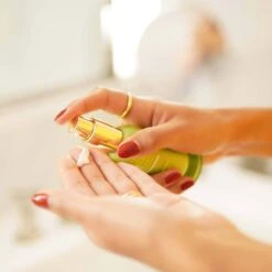 Resurfacing Serum -Beauty Essence Shop 34 ResurfacingSerum LifestyleSkin 1