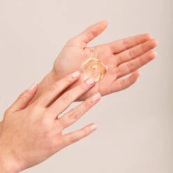 The Impossible Glow Bronze -Beauty Essence Shop 5060139726900 6