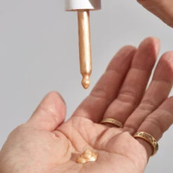 The Impossible Glow 37 The Impossible Glow -Beauty Essence Shop 5060139727563 5 8554b52b db02 4411 a841 bec35bcb47f2