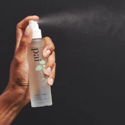 Century Flower Hyaluronic Acid Barrier Defence Mist -Beauty Essence Shop 5060139728027 4