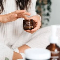 Skin Savior Multi-Tasking Wonder Balm -Beauty Essence Shop 6C1A1711