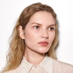 Lip Suede Les Nudes -Beauty Essence Shop 810102030573 05