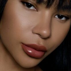 Thorn Bite Peptide Plump Crème Lip Oil -Beauty Essence Shop BITE 03RoseBite21 1