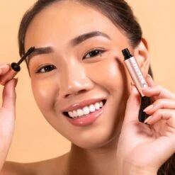 Brow TOK Volumizing Brow Gel -Beauty Essence Shop Black ModelA1