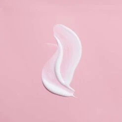 Guava Leave In Conditioner 13 Guava Leave In Conditioner -Beauty Essence Shop Copyof210428 Ceremonia Shot 5 GUAVA LEAVE IN CONDITIONER 0140 H