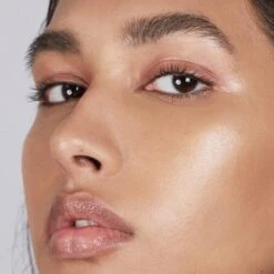 Of The Earth Lip-to-Lid Trio -Beauty Essence Shop CopyofAxiology2020day2 13821