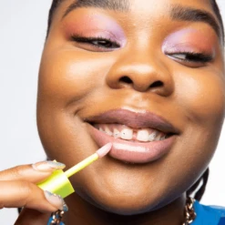 Dewy Gloss -Beauty Essence Shop CoralFixation Flex 1000x1000 d41df7cb f0f3 4c12 841a 0a6f7ed85f4b