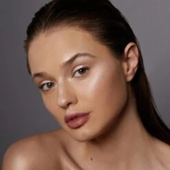 Drips Liquid Luminizer -Beauty Essence Shop DRIPS PlatinumHaze. SWATCH