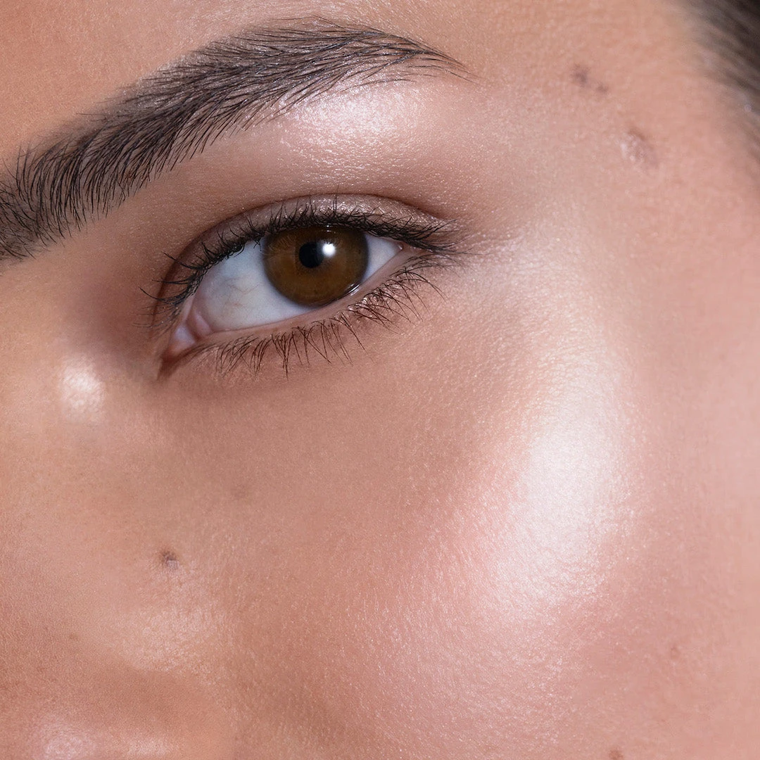 La Lumière Highlighter Stick 8 La Lumière Highlighter Stick - Image 6