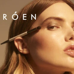 Everything Eye Brush -Beauty Essence Shop EAN 850010474045 02