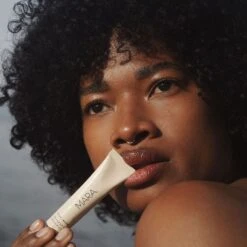 Algae + Moringa® Sea Silk Lip Balm -Beauty Essence Shop Edits 30 8b485b51 52d4 4a3f a33a 2f403977d940