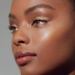 Eyeline Define Eyeliner Pencil 29 Eyeline Define Eyeliner Pencil -Beauty Essence Shop EyelineDefine Eyeliner 6189003 S 2