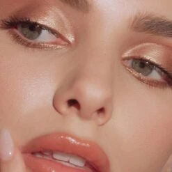 Eyeline Define Eyeliner Pencil 31 Eyeline Define Eyeliner Pencil -Beauty Essence Shop EyelineDefine Eyeliner 6189003 S 4