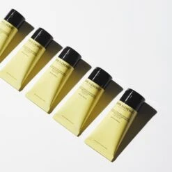 Grown Alchemist Natural Hydrating Sunscreen Broad Spectrum SPF 30 -Beauty Essence Shop GRA0249NaturalHydratingSunscreenSPF30 Lifestyle 1