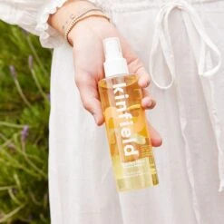 Golden Hour DEET-Free Repellent -Beauty Essence Shop KGHMega 20230424 Handheld 4x5 1