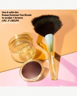 The Sun Show Glowy Warmth Bronzer -Beauty Essence Shop Kosas2023 GlowI.V PDP 05 Tropic FanBrush