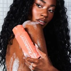 Good Body Skin AHA + Enzyme Exfoliating Body Wash -Beauty Essence Shop Kosasport GoodBodySkin23 OnModel Ashalyn 13