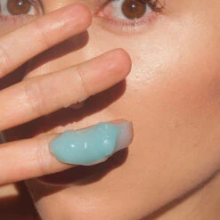 Le Blue Balm -Beauty Essence Shop LeBlueBalm Lifestyle2