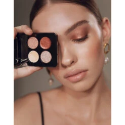 Mood 4 Ever Eye Shadow Palette -Beauty Essence Shop M4E WEB EDITORIAL C.2000x2000