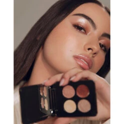 Mood 4 Ever Eye Shadow Palette -Beauty Essence Shop M4E WEB EDITORIAL F.2000x2000