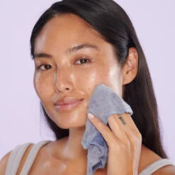 Lumin Collection -Beauty Essence Shop Marketing LuminThree In OneOil