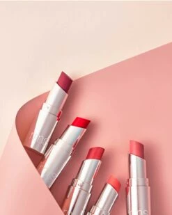 RMS Beauty Mini Lip Love Kit -Beauty Essence Shop RMSBeauty MiniLipLoveKit Lifestyle 04