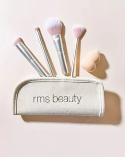 RMS Beauty Skin2Skin Classic Fan Brush -Beauty Essence Shop RMS Skin2SkinClassicFanBrush Lifestyls 05