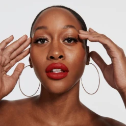 Cake Batter Liquid Lipstick -Beauty Essence Shop RedVelvet 6