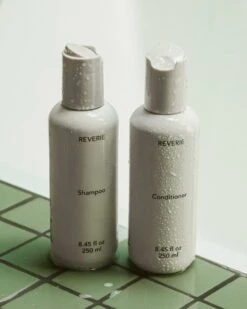Conditioner -Beauty Essence Shop Reverie Conditioner Lifestyle 04