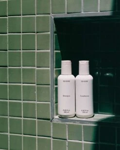 Shampoo -Beauty Essence Shop Reverie Shampoo Lifestyle 05