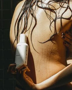 Shampoo -Beauty Essence Shop Reverie Shampoo Lifestyle 19