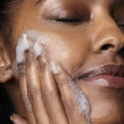 SUPERKIND Softening Cleanser -Beauty Essence Shop SK Cleanser Application V6 square