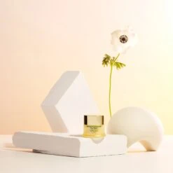 Boosted Contouring Eye Balm -Beauty Essence Shop SNC BOOSTEDCONTOURINGEYE2 300dpi 2400x3680px