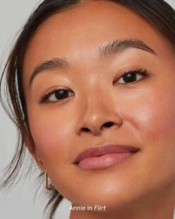 Ceramide Lip Silk -Beauty Essence Shop SOSHE CeramideLipSilk Model 05 Flirt