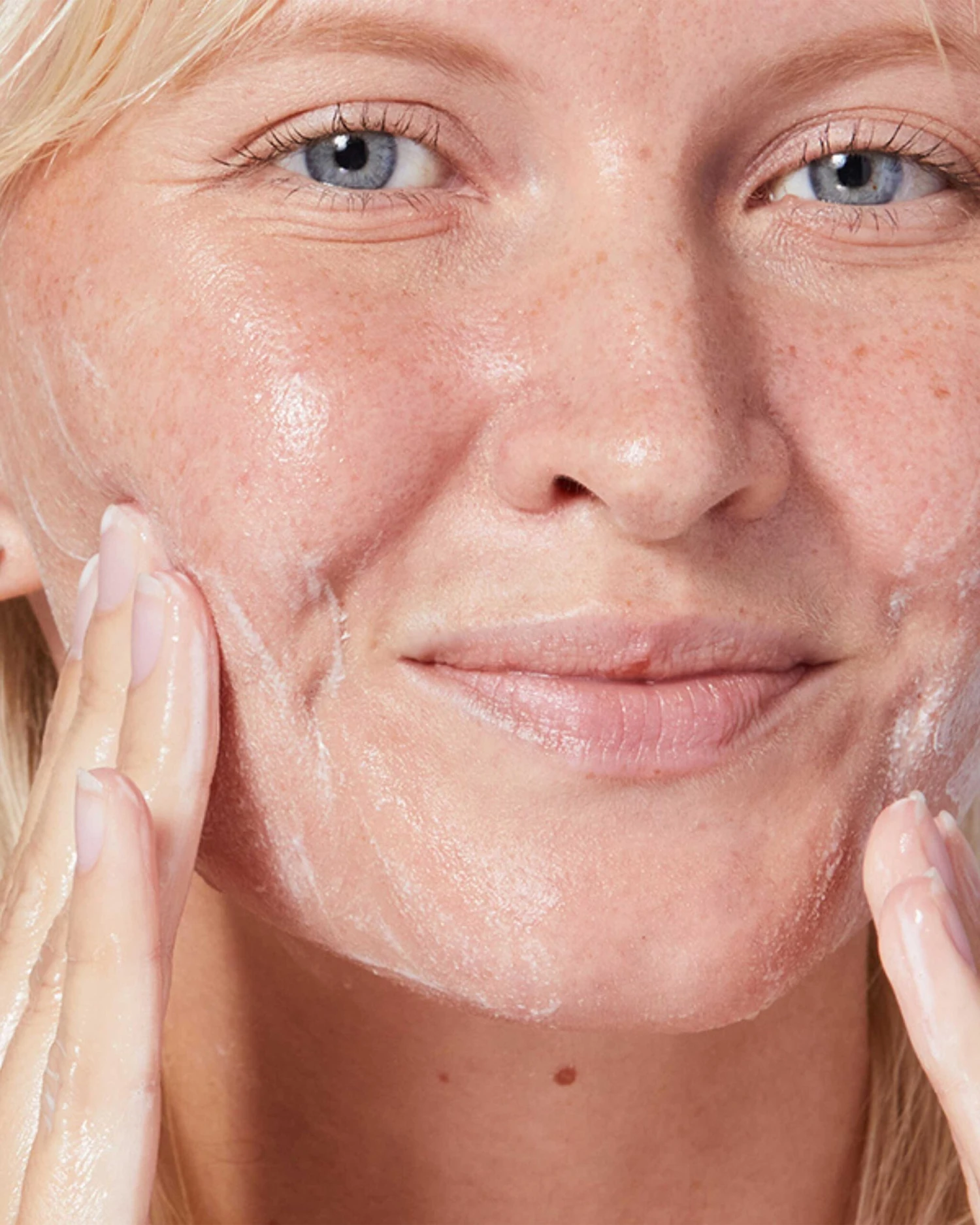 Purify Aloe + Amino Acid Cleanser 7 Purify Aloe + Amino Acid Cleanser - Image 5