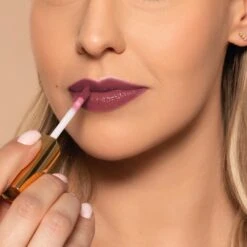 Amplified Lip Lacquer 38 Amplified Lip Lacquer -Beauty Essence Shop pink velvet 1