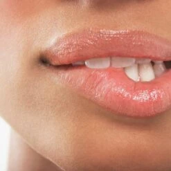 Luxury Lip Oil -Beauty Essence Shop saintjane luxurylipshine5