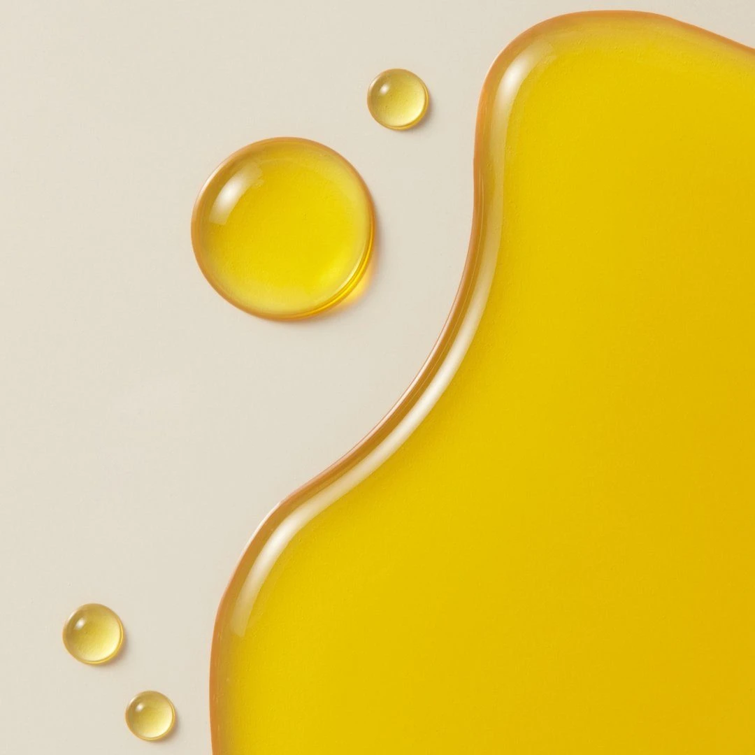 Illumine Restorative Oil Serum 4 Illumine Restorative Oil Serum - Image 2