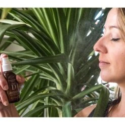 Botanical D Moisture Mist -Beauty Essence Shop vitdfacetexture creditkelliboydphotography0001